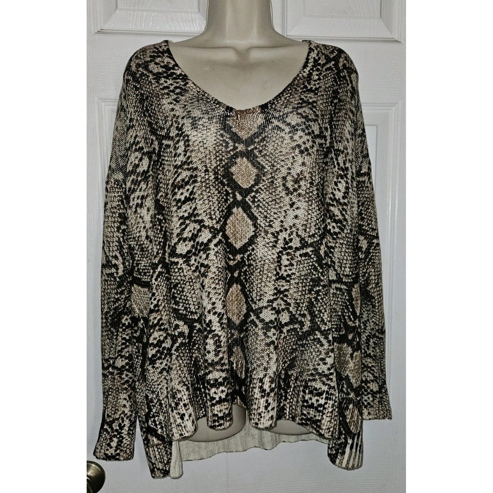 Show Me Your Mumu Hug Me Knit Asymmetrical Tunic Top V Neck Snake Print XS